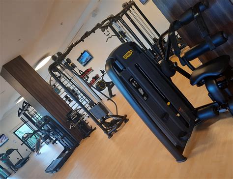 Inside Sumners Gym: Exploring the Magic of Fitness - A Member's Review